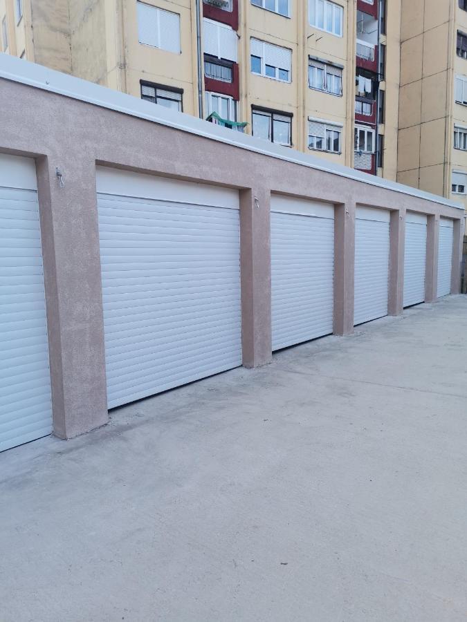Apartman Vukota 2 Пирот Екстериор снимка