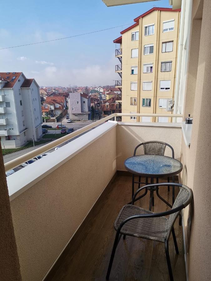 Apartman Vukota 2 Пирот Екстериор снимка